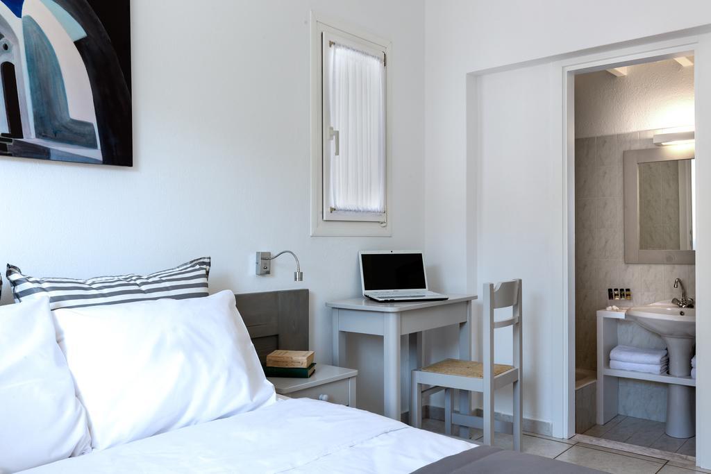 Bay Bees Sea View Suites & Homes Platys Gialos  Værelse billede